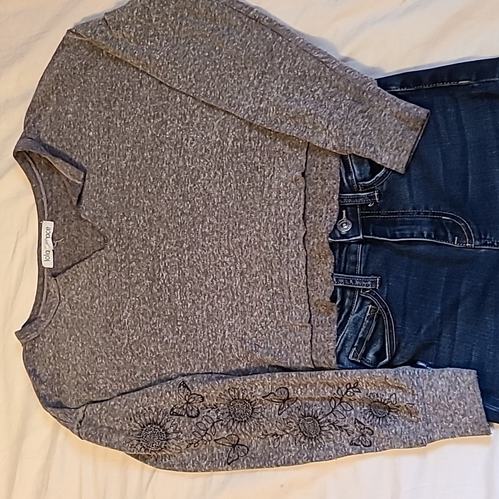 Lola & Grace cropped long sleeve